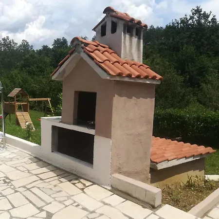 Semesterbostad Mit Terrasse Und Pool Sowie Herrlicher Aussicht Im Waldgebiet *